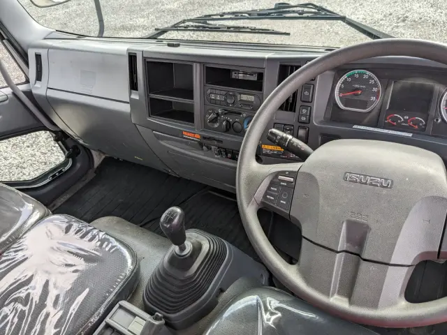 いすゞ フォワード 2PG-FRR90S1(2WD)の写真28