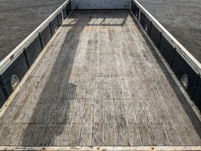 いすゞ フォワード 2PG-FRR90S1(2WD)の写真10