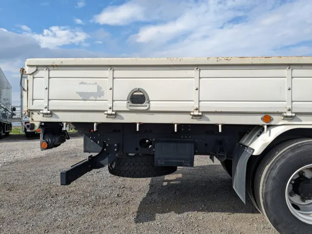 いすゞ フォワード 2PG-FRR90S1(2WD)の写真22