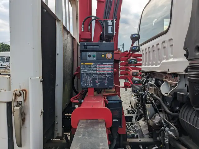 いすゞ フォワード 2PG-FRR90S1(2WD)の写真23