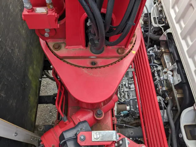 いすゞ フォワード 2PG-FRR90S1(2WD)の写真29