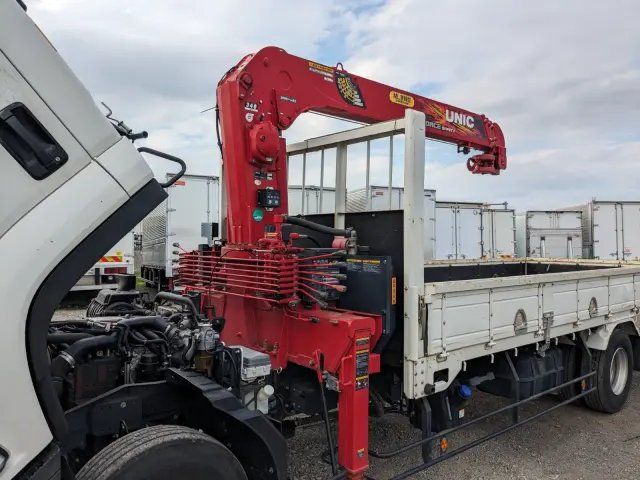 いすゞ フォワード 2PG-FRR90S1(2WD)の写真40