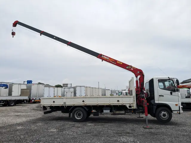 日野 レンジャー 2KG-FC2ABA(2WD)の写真22