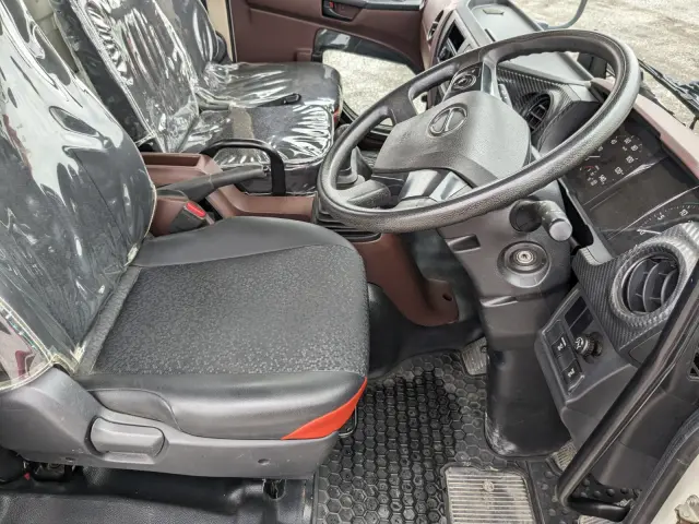 日野 レンジャー 2KG-FC2ABA(2WD)の写真27