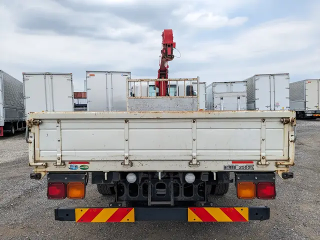 いすゞ フォワード 2PG-FRR90S1(2WD)の写真6