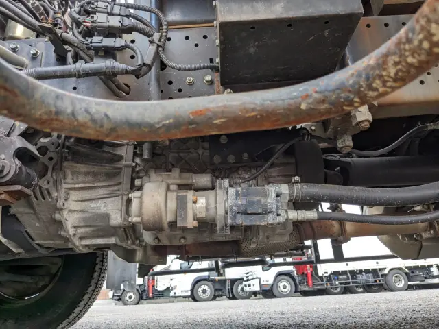 いすゞ フォワード 2PG-FRR90S1(2WD)の写真20