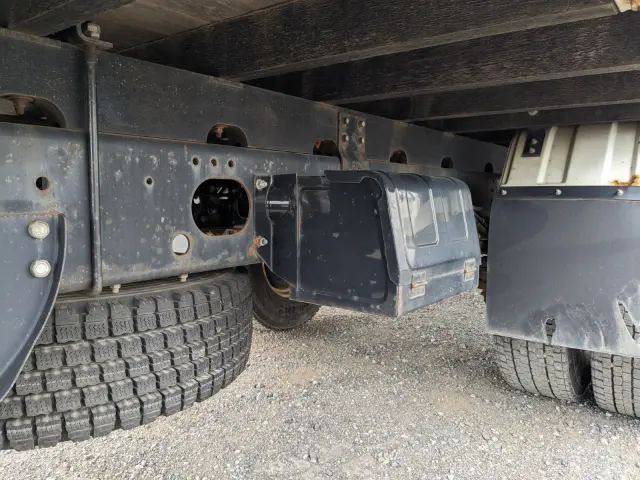 いすゞ フォワード 2PG-FRR90S1(2WD)の写真24