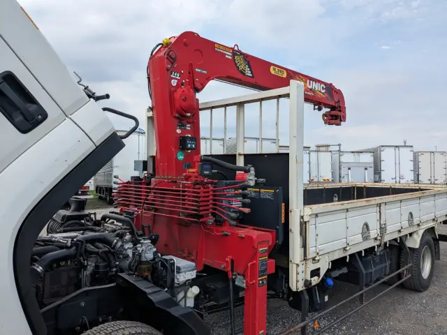 いすゞ フォワード 2PG-FRR90S1(2WD)の写真40