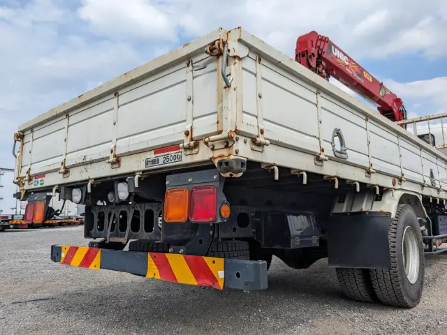 いすゞ フォワード 2PG-FRR90S1(2WD)の写真6