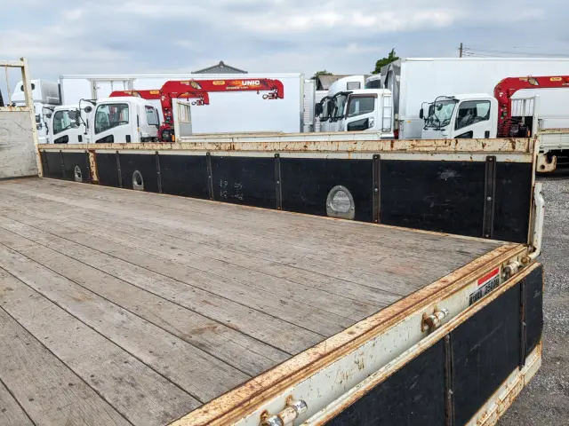 いすゞ フォワード 2PG-FRR90S1(2WD)の写真15