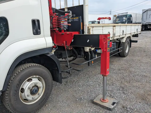 いすゞ フォワード 2PG-FRR90S1(2WD)の写真35