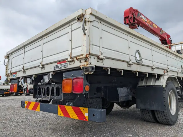 いすゞ フォワード 2PG-FRR90S1(2WD)の写真7