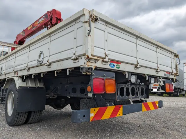 いすゞ フォワード 2PG-FRR90S1(2WD)の写真7