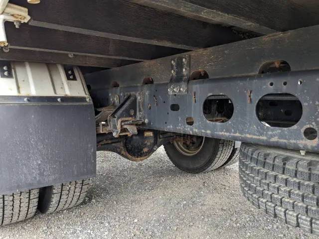 いすゞ フォワード 2PG-FRR90S1(2WD)の写真17