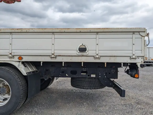 いすゞ フォワード 2PG-FRR90S1(2WD)の写真18