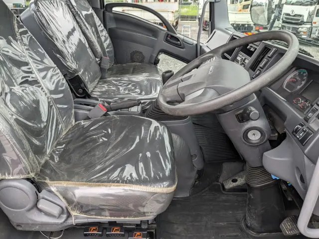 いすゞ フォワード 2PG-FRR90S1(2WD)の写真39