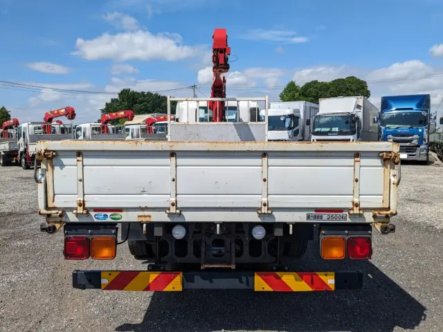 いすゞ フォワード 2PG-FRR90S1(2WD)の写真5