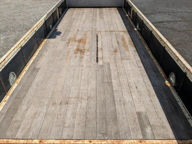 いすゞ フォワード 2PG-FRR90S1(2WD)の写真10