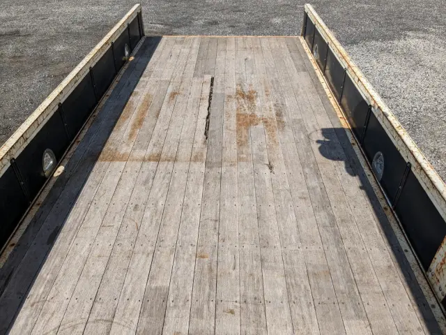 いすゞ フォワード 2PG-FRR90S1(2WD)の写真13