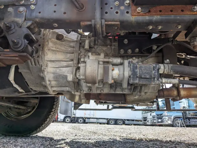 いすゞ フォワード 2PG-FRR90S1(2WD)の写真21