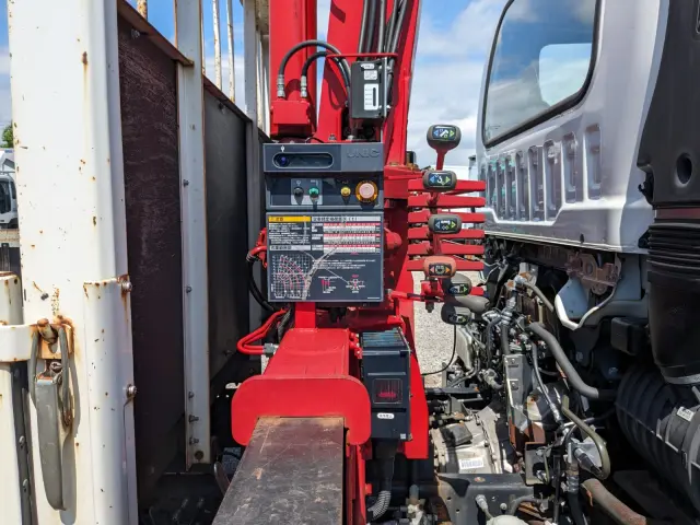 いすゞ フォワード 2PG-FRR90S1(2WD)の写真30