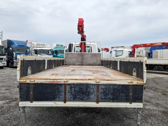 三菱 ファイター 2PG-FK72N(2WD)の写真8