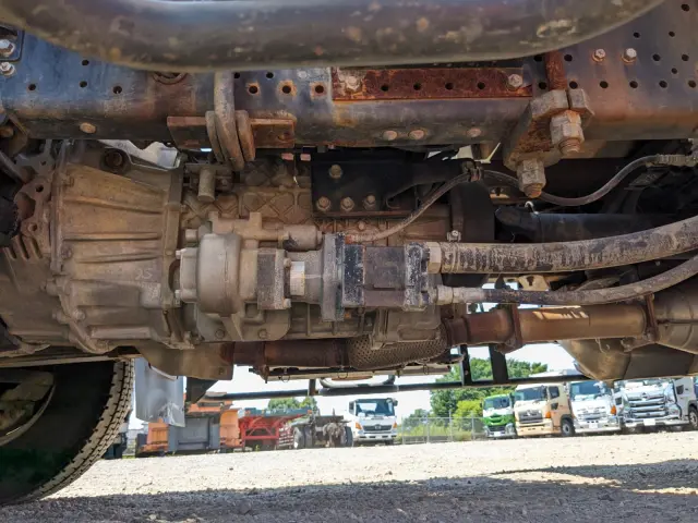 いすゞ フォワード 2PG-FRR90S1(2WD)の写真20