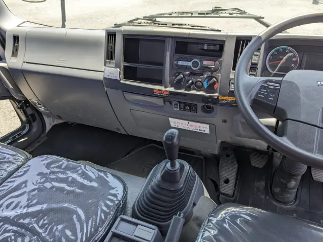 いすゞ フォワード 2PG-FRR90S1(2WD)の写真28