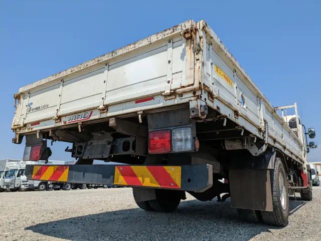 日野 レンジャー 2KG-FC2ABA(2WD)の写真9