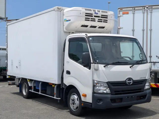 日野 デュトロ TPG-XZU710M(2WD)の写真3