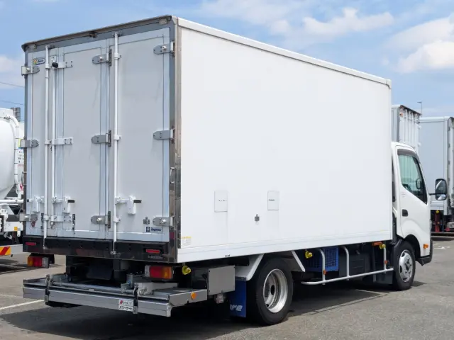 日野 デュトロ TPG-XZU710M(2WD)の写真4