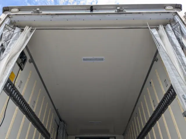 日野 デュトロ TPG-XZU710M(2WD)の写真11