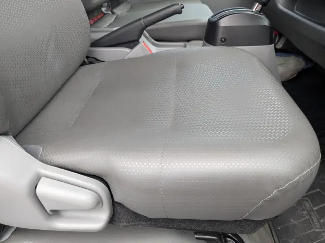 日野 デュトロ TPG-XZU710M(2WD)の写真36