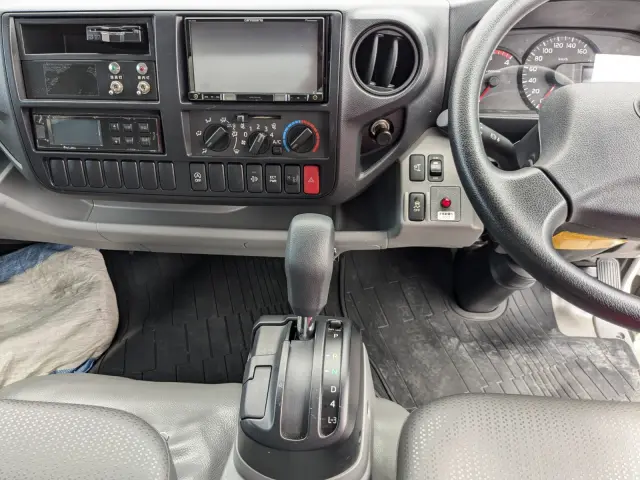 日野 デュトロ TPG-XZU710M(2WD)の写真39