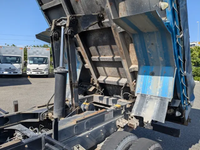 UD コンドル TKG-MK38L(2WD)の写真18