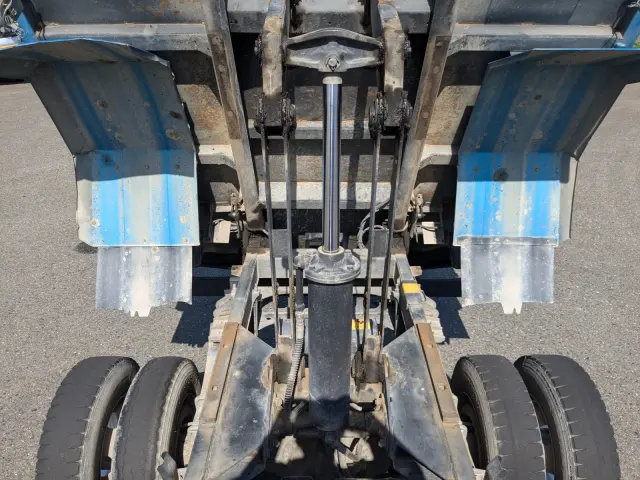 UD コンドル TKG-MK38L(2WD)の写真19