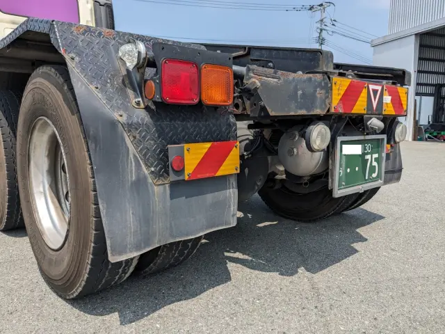 日野 プロフィア QDG-SS1EKDA(6x4)の写真6