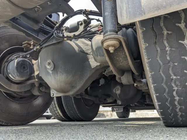 日野 プロフィア QDG-SS1EKDA(6x4)の写真13