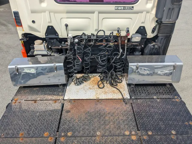 日野 プロフィア QDG-SS1EKDA(6x4)の写真21