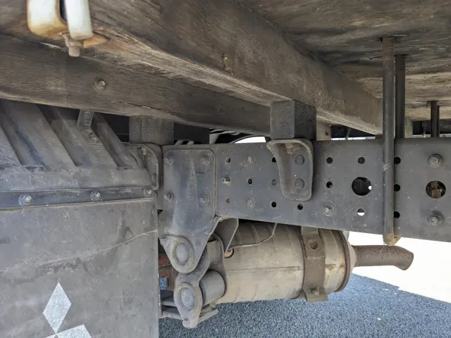 三菱 キャンター TKG-FBA20(2WD)の写真10