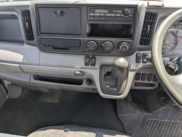 三菱 キャンター TKG-FBA20(2WD)の写真29