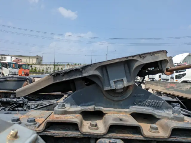 日野 プロフィア QPG-SH1EDDG(2WD)の写真15