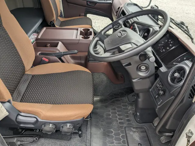 日野 レンジャー 2KG-FD2ABG(2WD)の写真37