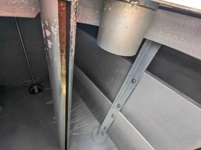 三菱 キャンター 2RG-FEAV0(2WD)の写真15