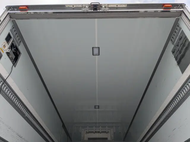 日野 レンジャー 2KG-FD2ABG(2WD)の写真11