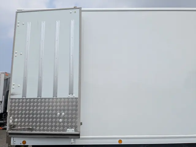 日野 レンジャー 2KG-FD2ABG(2WD)の写真32