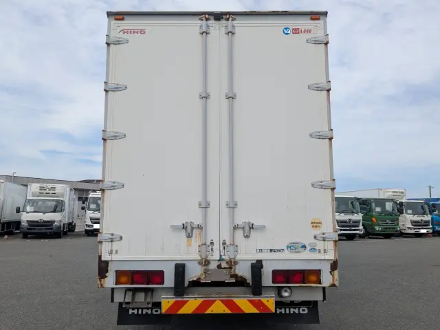 日野 プロフィア QKG-FW1EXBG(8x4)の写真6