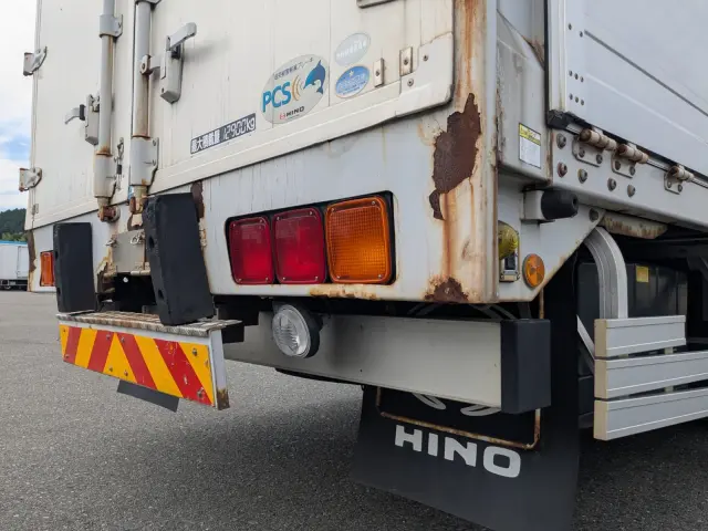 日野 プロフィア QKG-FW1EXBG(8x4)の写真8