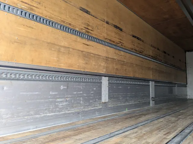 日野 プロフィア QKG-FW1EXBG(8x4)の写真14