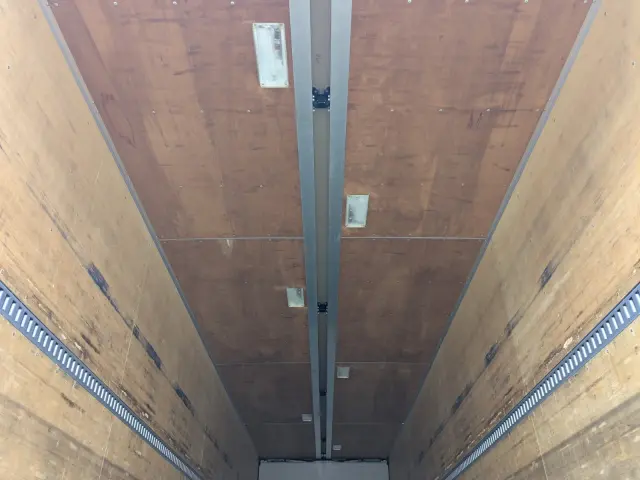 日野 プロフィア QKG-FW1EXBG(8x4)の写真16